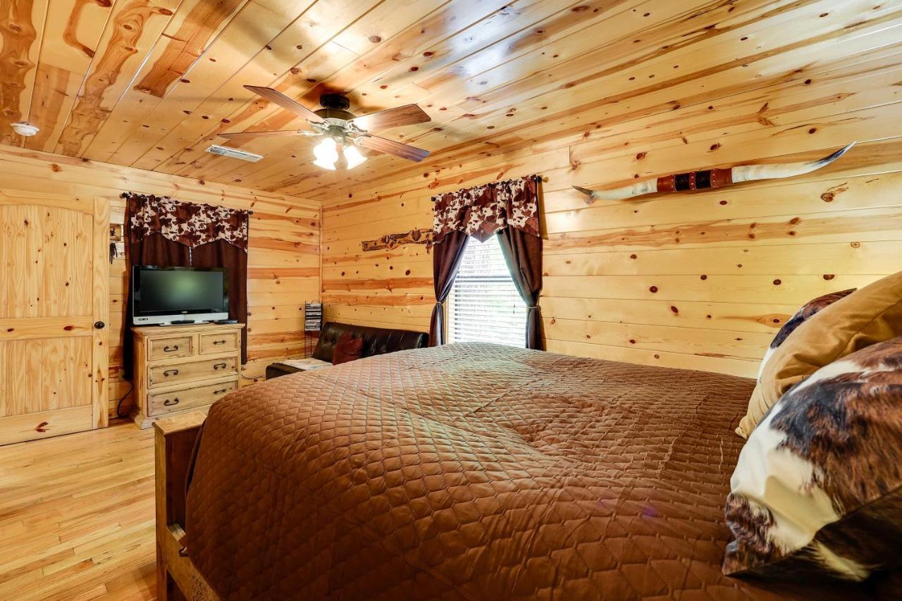 Broken Bow Rental Cabin With Hot Tub And Bar Dış mekan fotoğraf