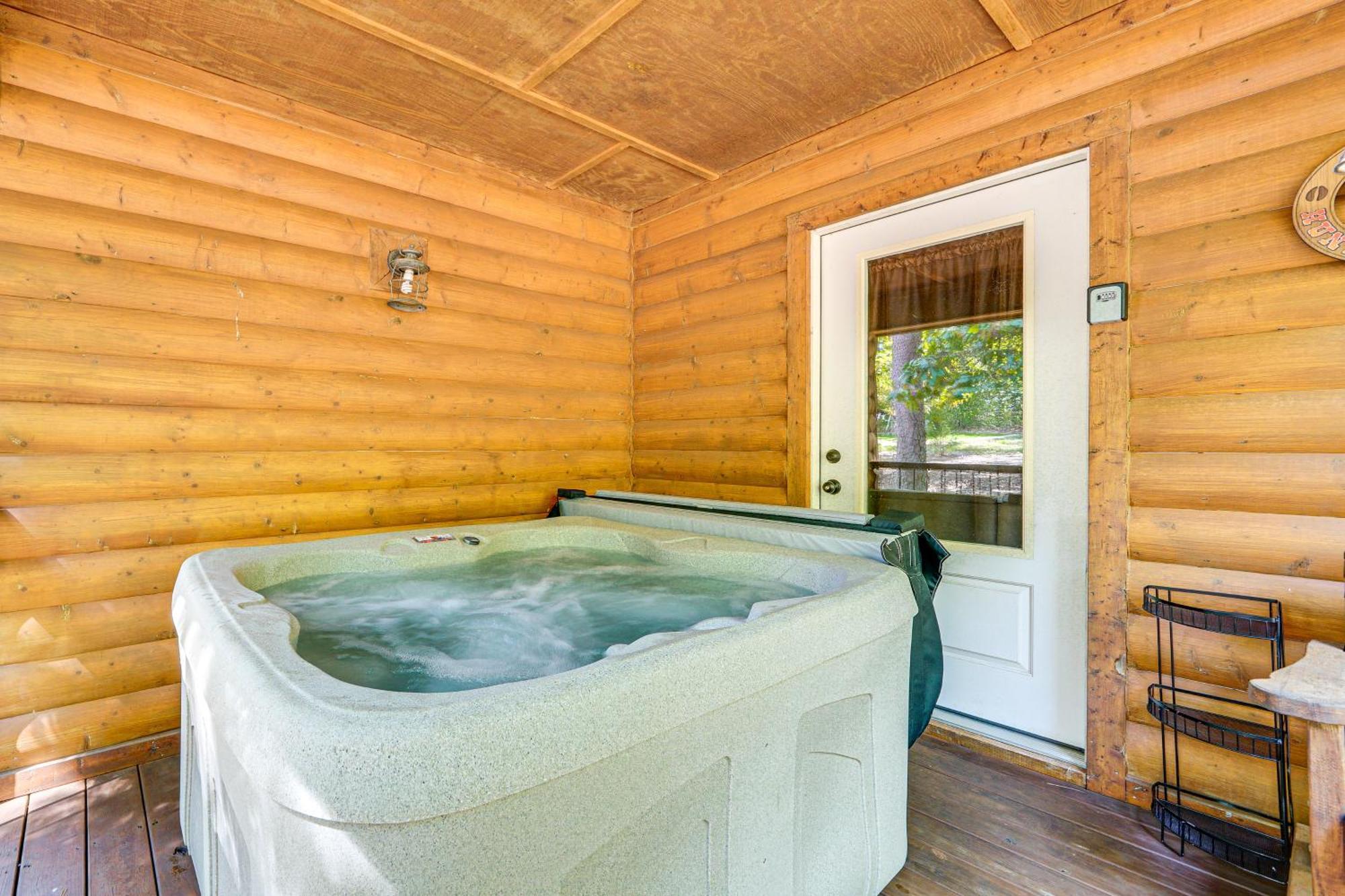 Broken Bow Rental Cabin With Hot Tub And Bar Dış mekan fotoğraf